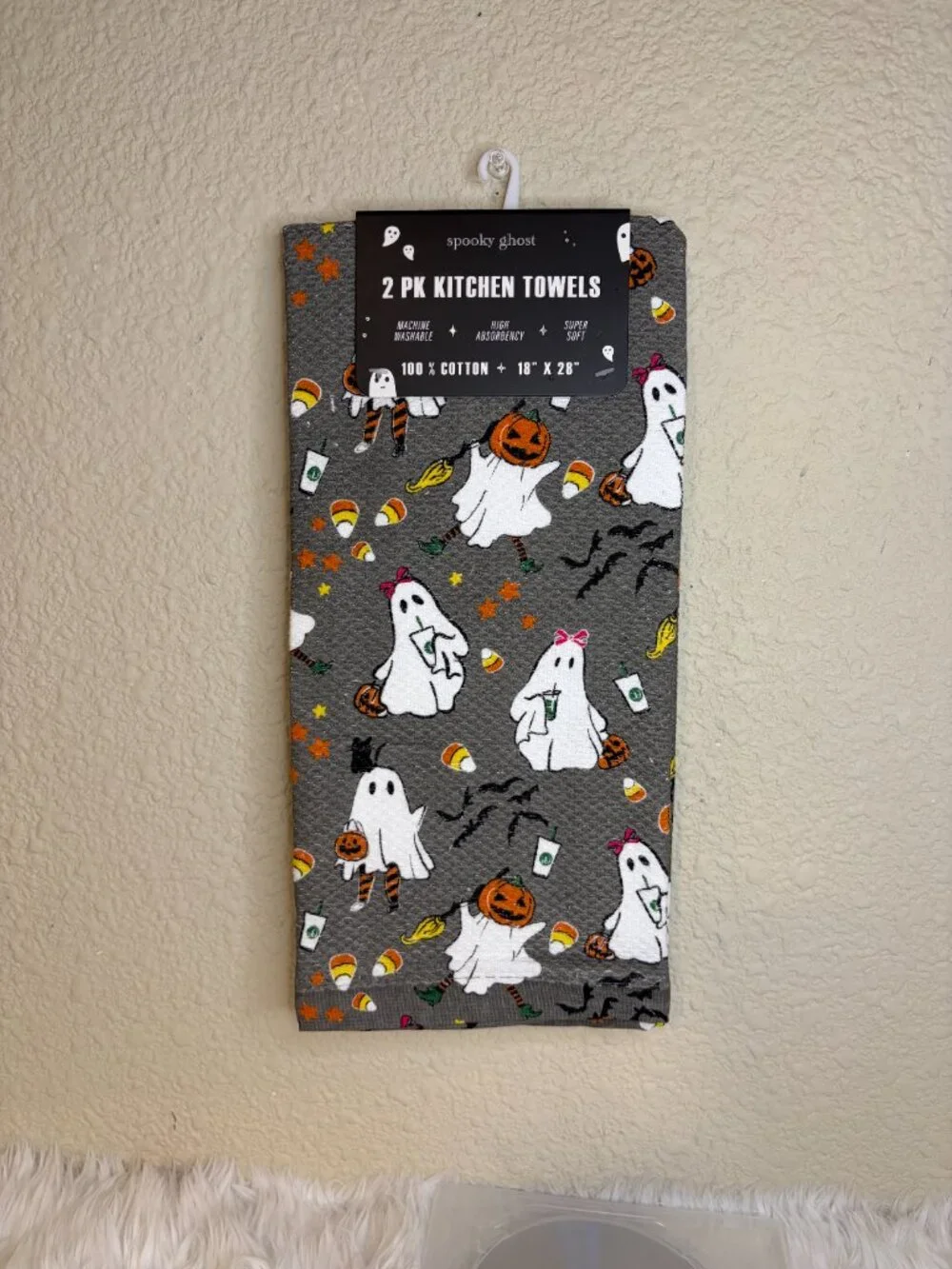 Spooky Girly Ghost Halloween Kitchen Towels 2 Pack Pumpkin Candy Corn 18x28 NWT
